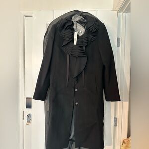 Elie Tahari Victoria 100% wool coat brand new with tags attached